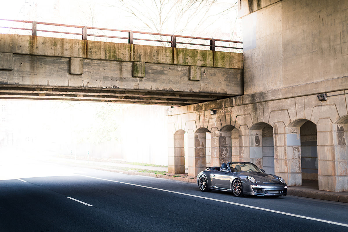Panorama feature: OEM Plus Porsche 911